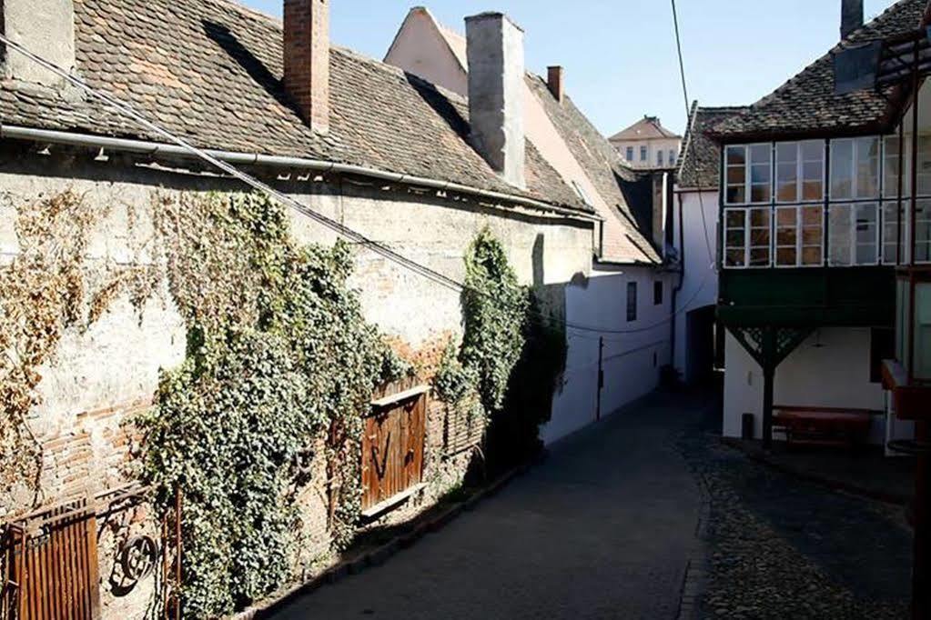 Guesthouse Casa Baciu Sibiu Exterior photo